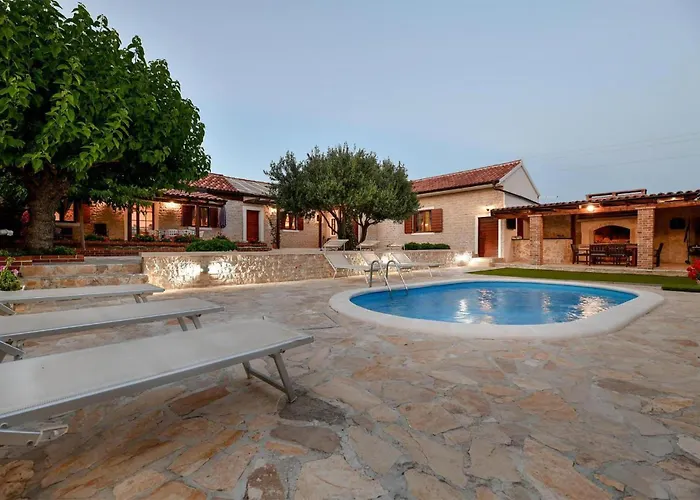 Vikendica In Lisicic With Wifi